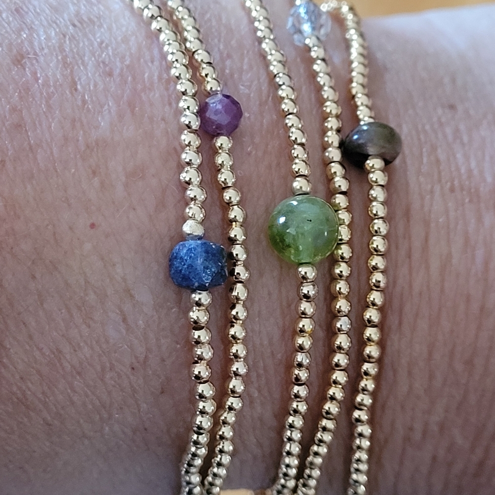 January Garnet Birthstone Bracelet 18K Gold-plated Brass Beads NWT - Picture 4 of 5
